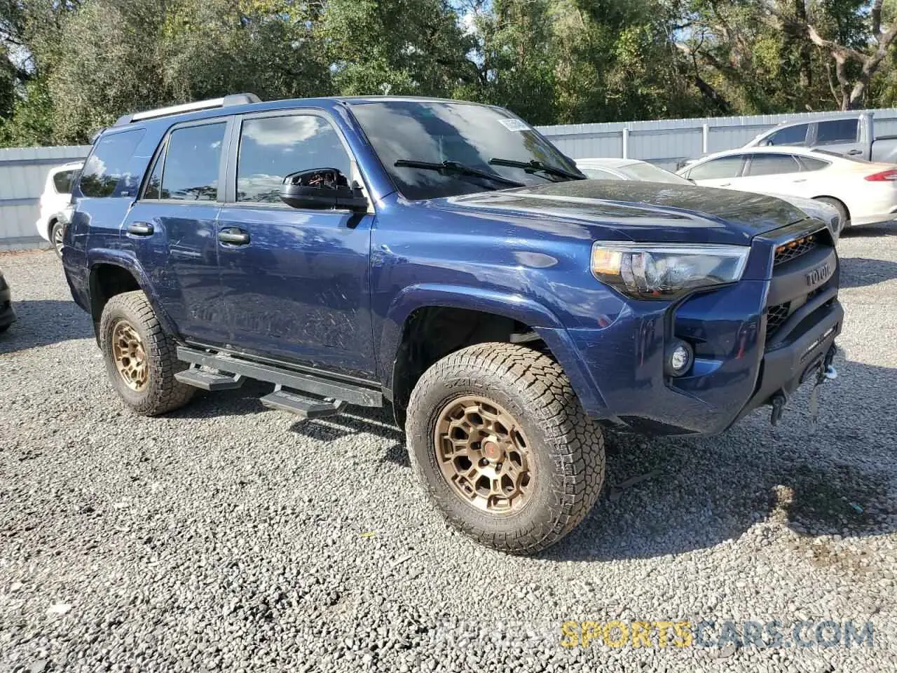4 Photograph of a damaged car JTEMU5JR3M5942869 TOYOTA 4RUNNER 2021