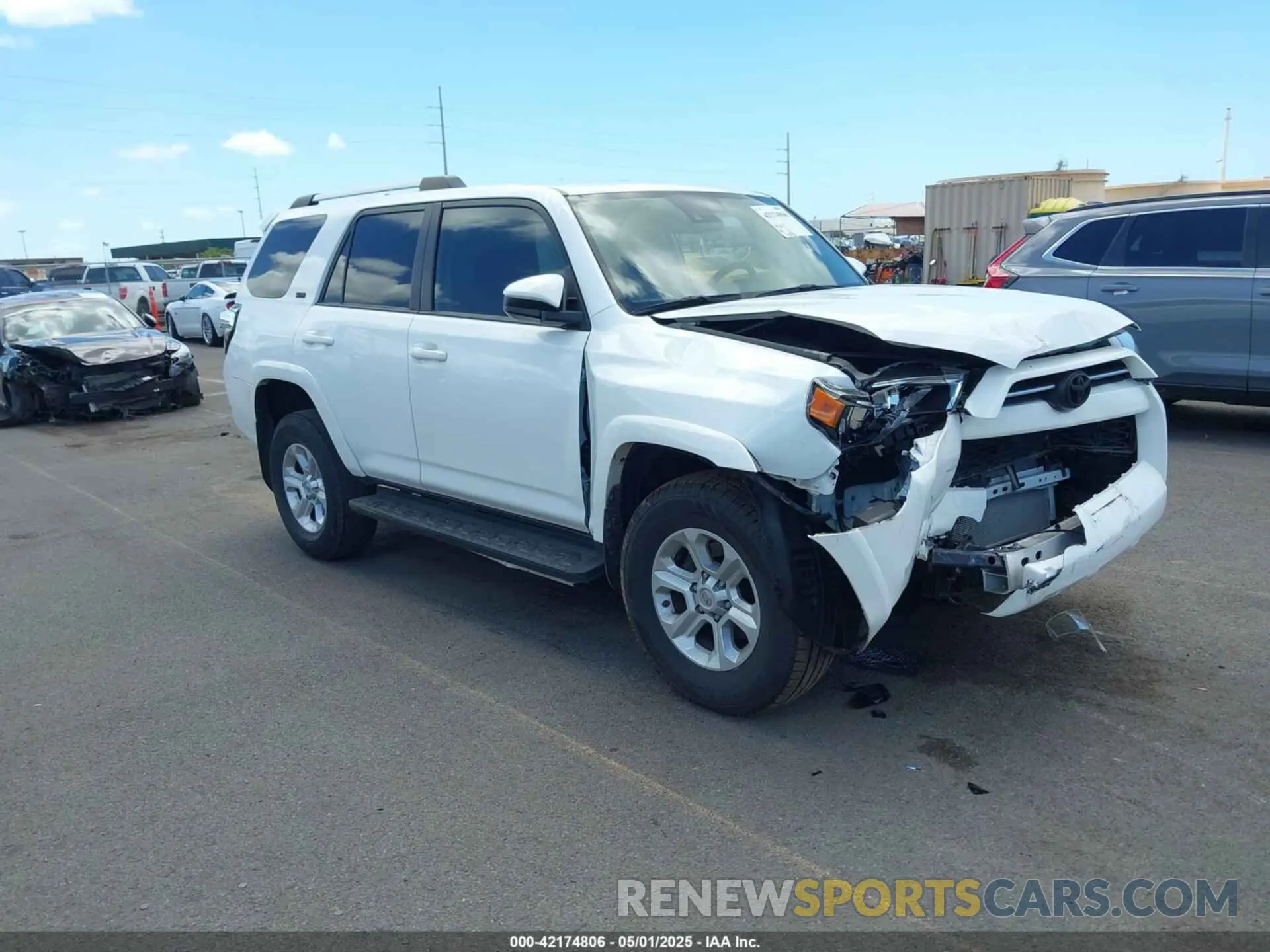 1 Photograph of a damaged car JTEMU5JR3M5944752 TOYOTA 4RUNNER 2021
