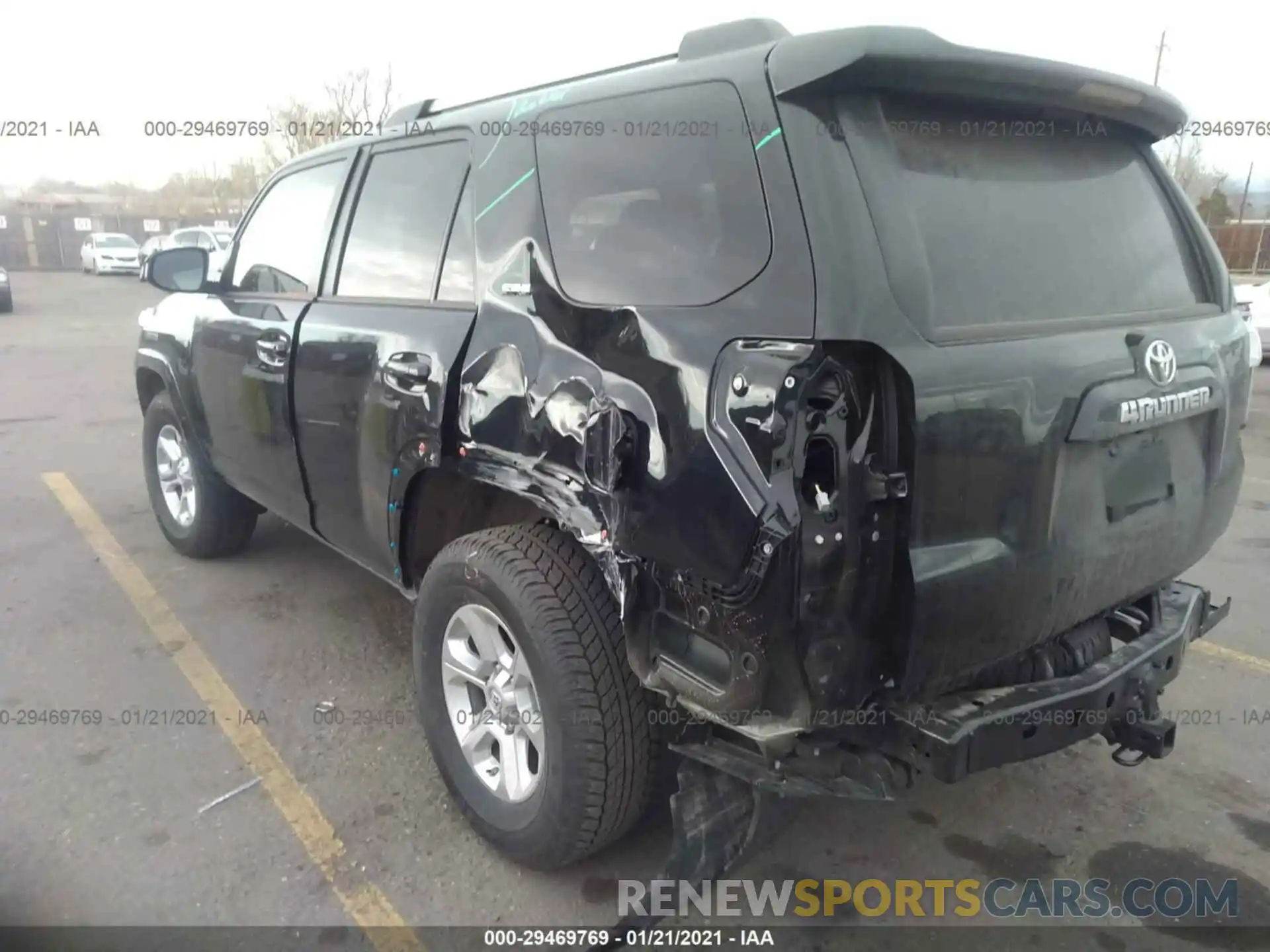 6 Photograph of a damaged car JTEMU5JR5M5864465 TOYOTA 4RUNNER 2021