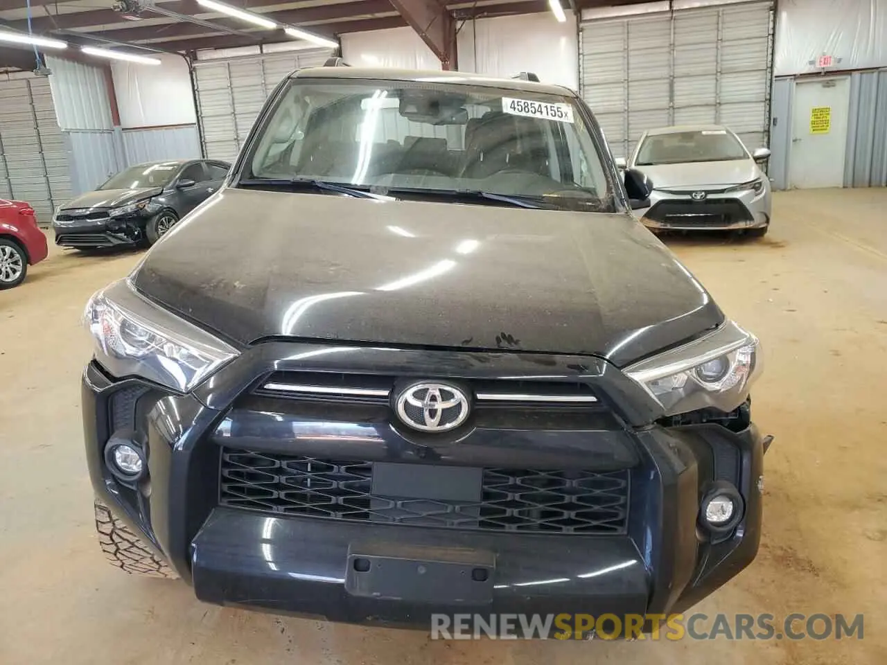 5 Photograph of a damaged car JTEMU5JR5M5933445 TOYOTA 4RUNNER 2021