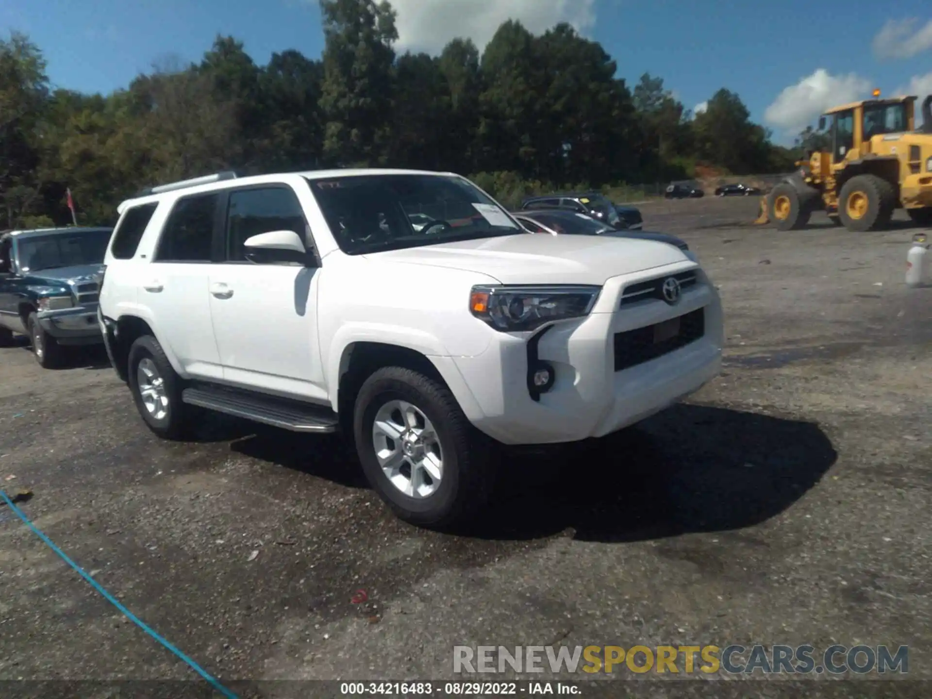 1 Photograph of a damaged car JTEMU5JR5M5940041 TOYOTA 4RUNNER 2021