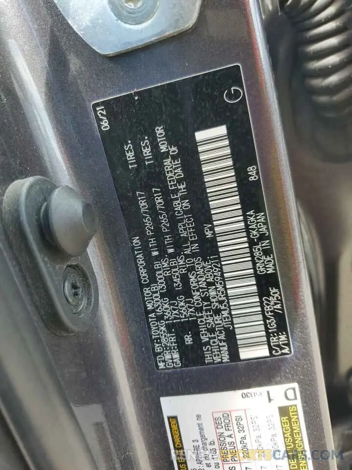 13 Photograph of a damaged car JTEMU5JR5M5949211 TOYOTA 4RUNNER 2021