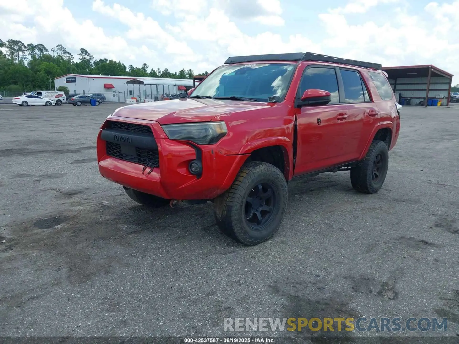 2 Photograph of a damaged car JTEMU5JR6M5854320 TOYOTA 4RUNNER 2021