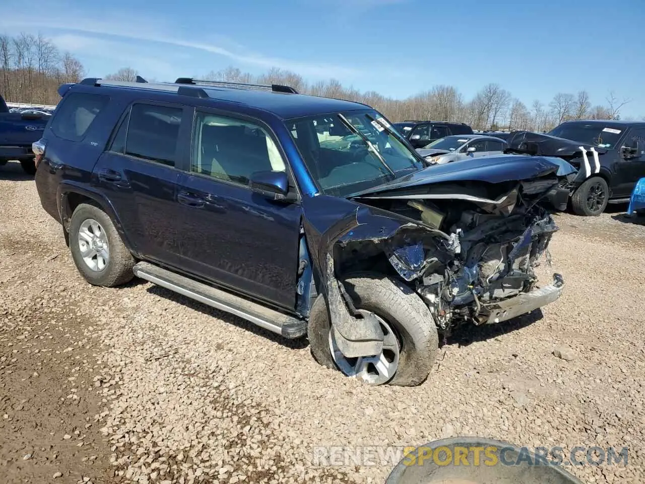4 Photograph of a damaged car JTEMU5JR6M5857962 TOYOTA 4RUNNER 2021