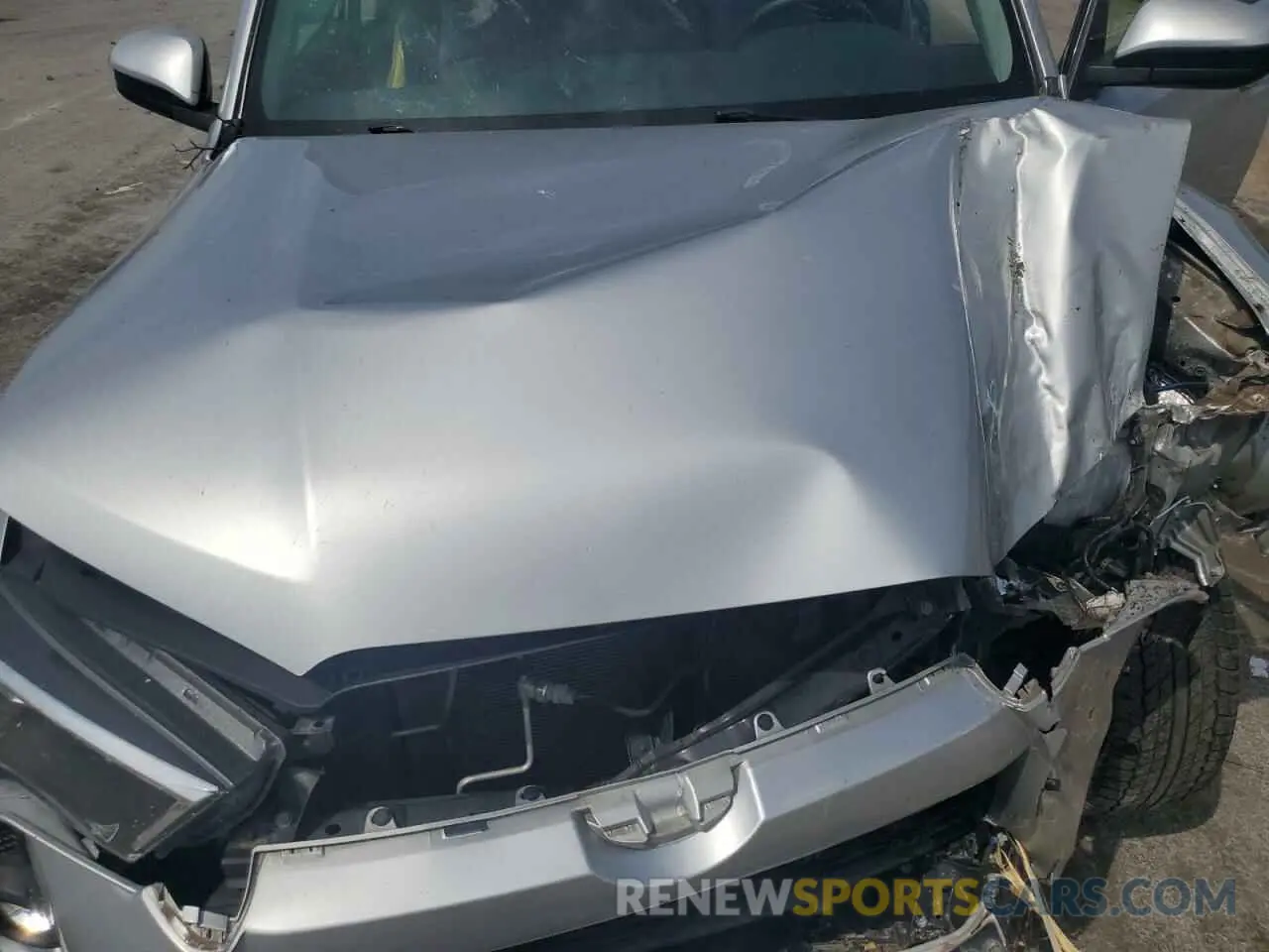12 Photograph of a damaged car JTEMU5JR7M5875385 TOYOTA 4RUNNER 2021