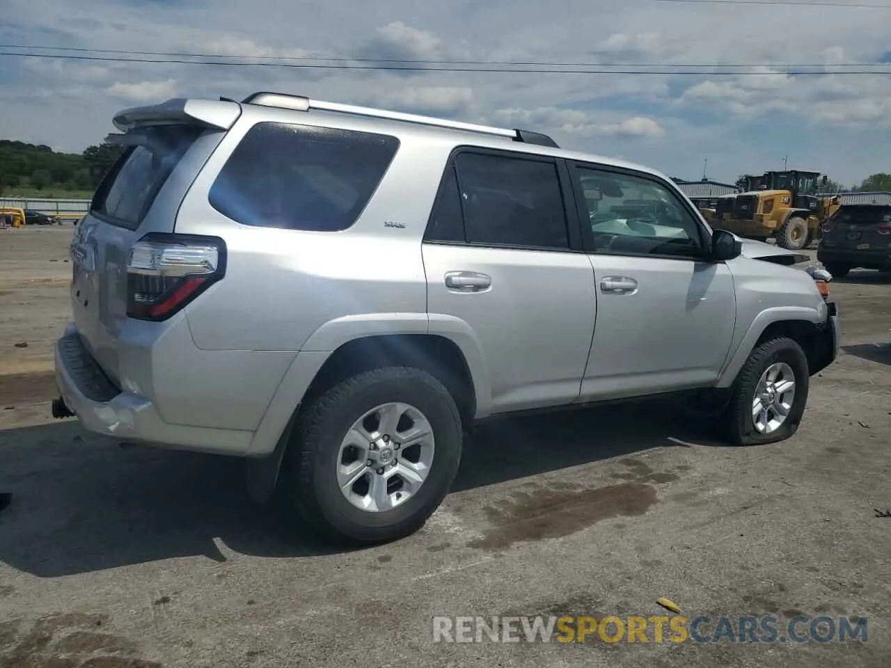 3 Photograph of a damaged car JTEMU5JR7M5875385 TOYOTA 4RUNNER 2021