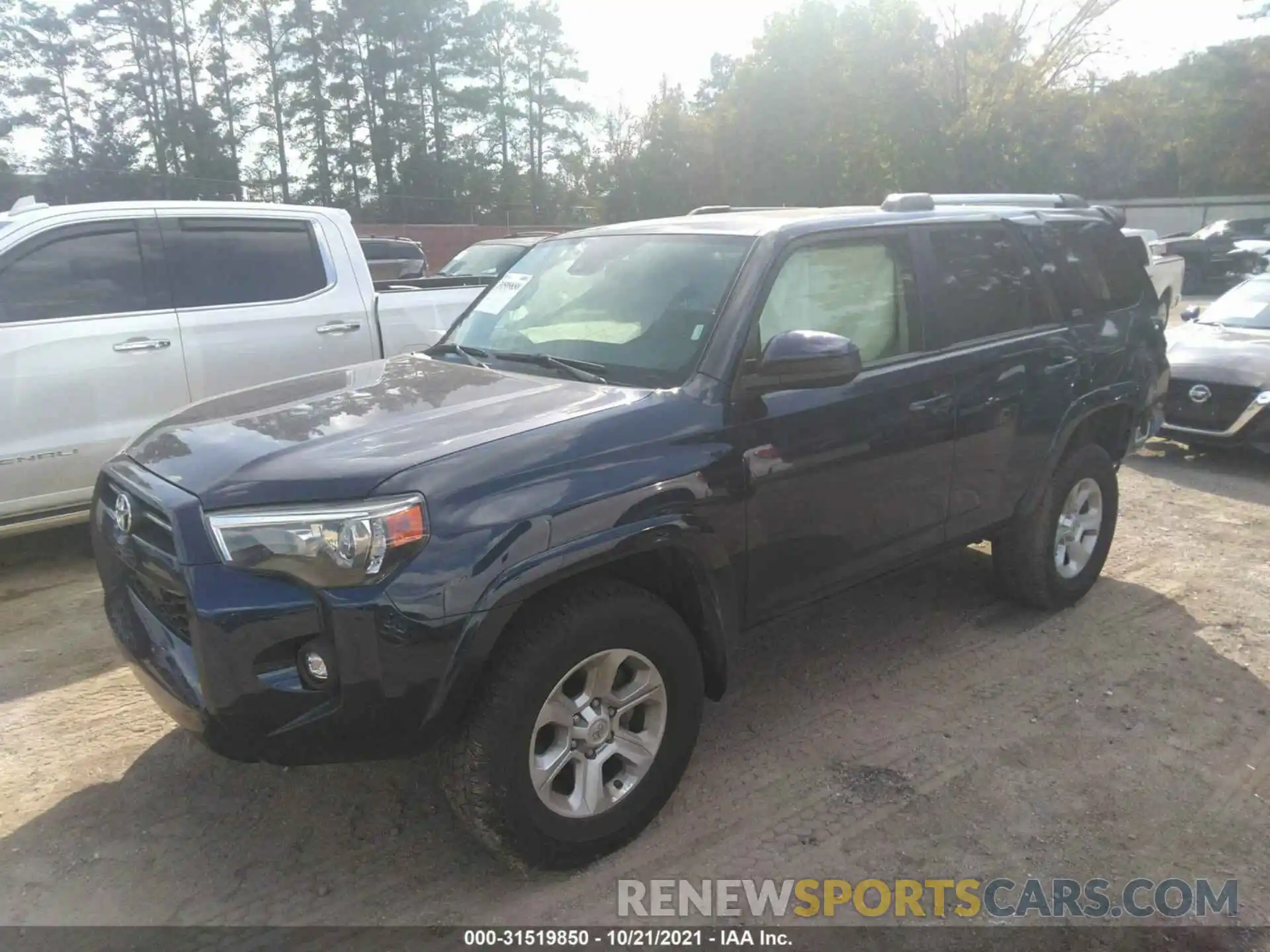 2 Photograph of a damaged car JTEMU5JR7M5888721 TOYOTA 4RUNNER 2021