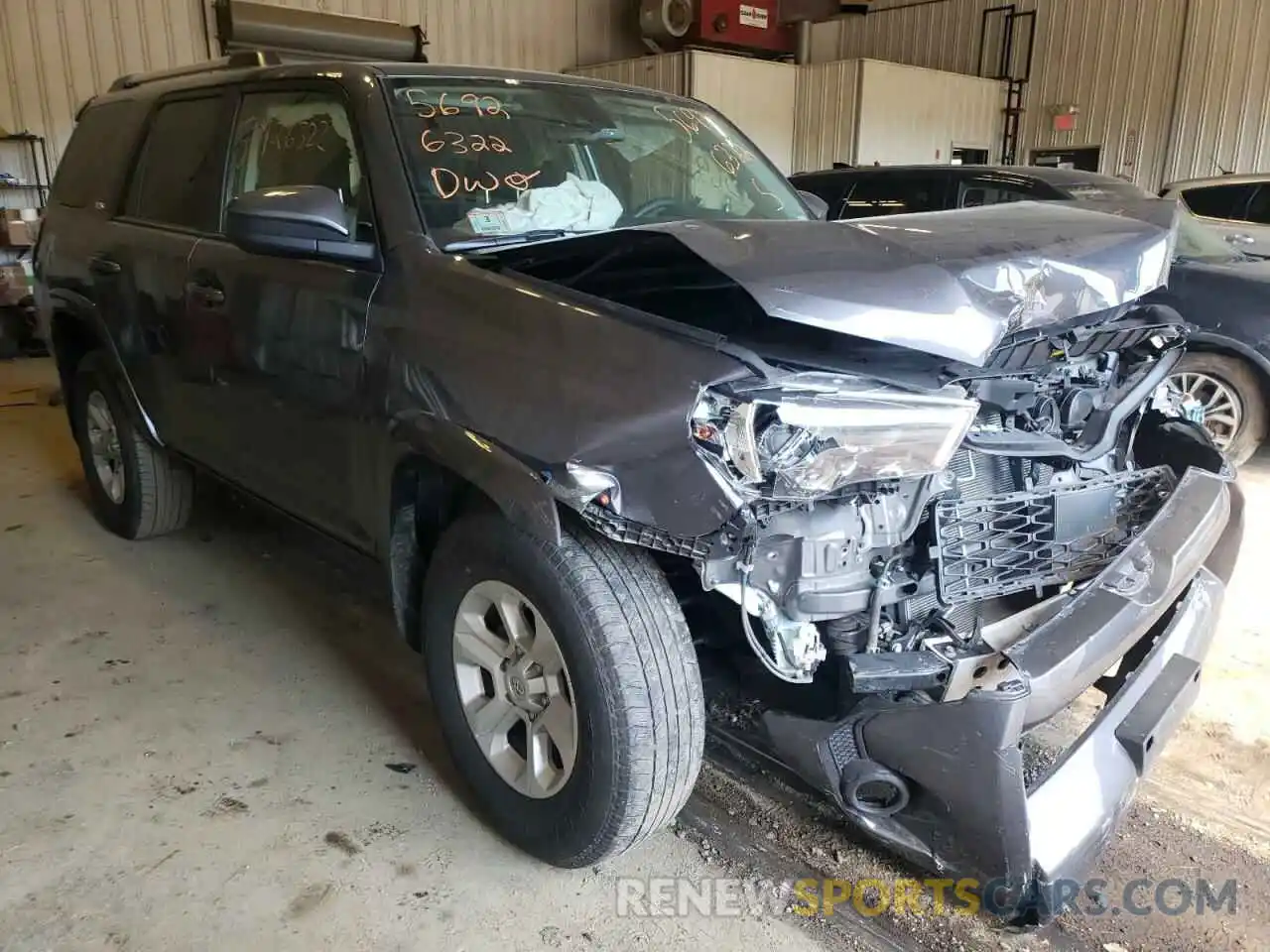 1 Photograph of a damaged car JTEMU5JR7M5904142 TOYOTA 4RUNNER 2021