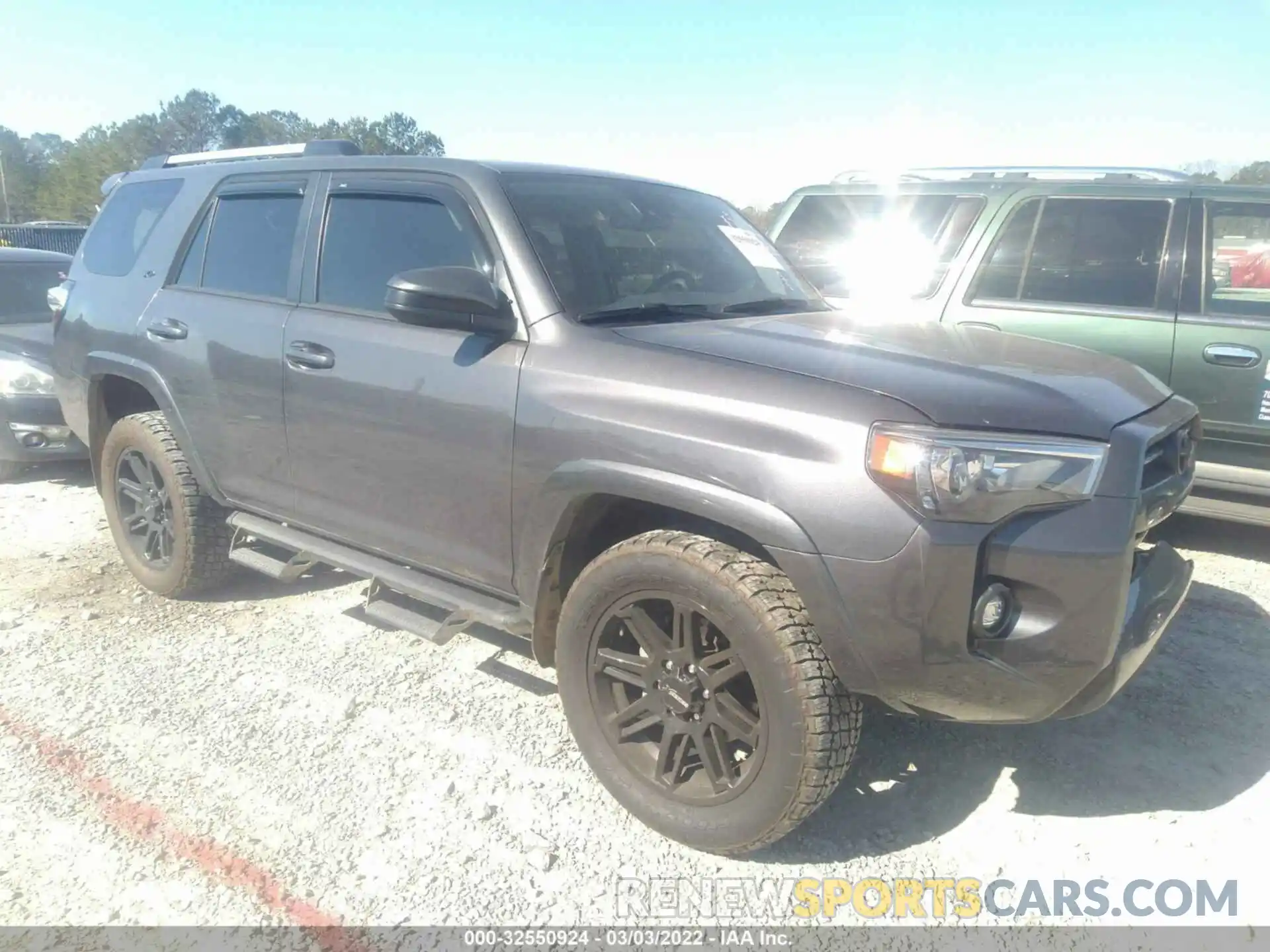 1 Photograph of a damaged car JTEMU5JR7M5912113 TOYOTA 4RUNNER 2021