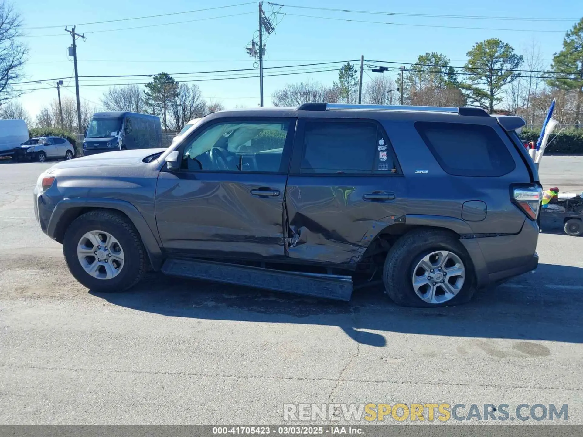 13 Photograph of a damaged car JTEMU5JR7M5953230 TOYOTA 4RUNNER 2021