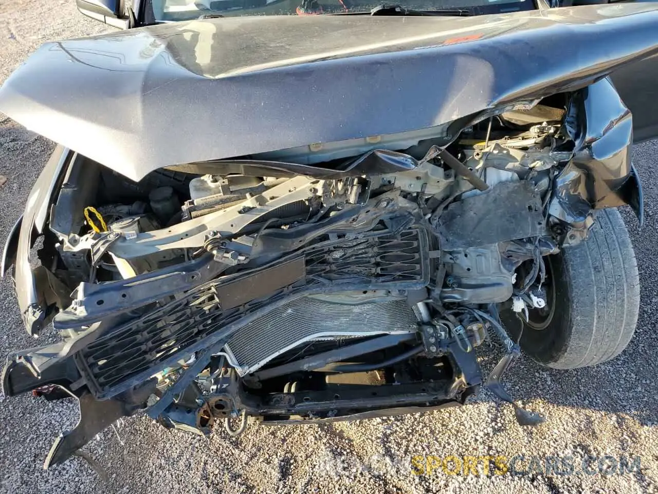 12 Photograph of a damaged car JTEMU5JR8M5866355 TOYOTA 4RUNNER 2021