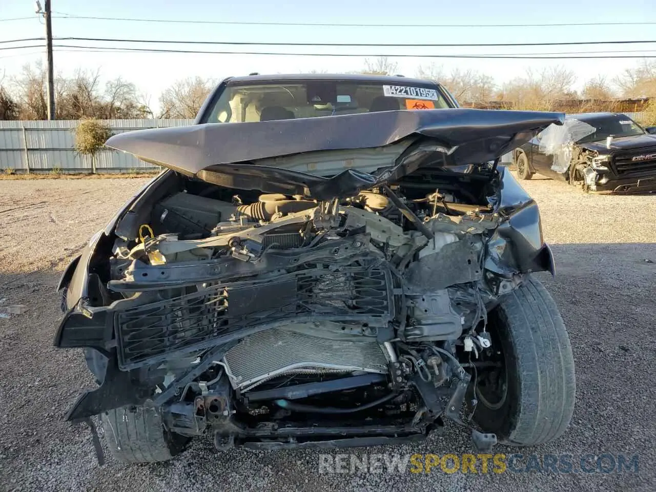 5 Photograph of a damaged car JTEMU5JR8M5866355 TOYOTA 4RUNNER 2021