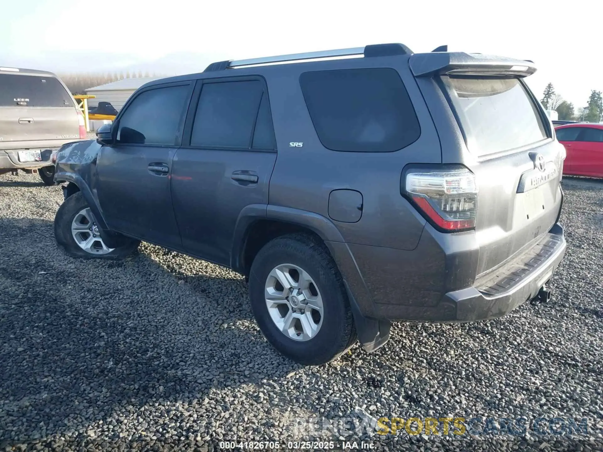 3 Photograph of a damaged car JTEMU5JR8M5878358 TOYOTA 4RUNNER 2021