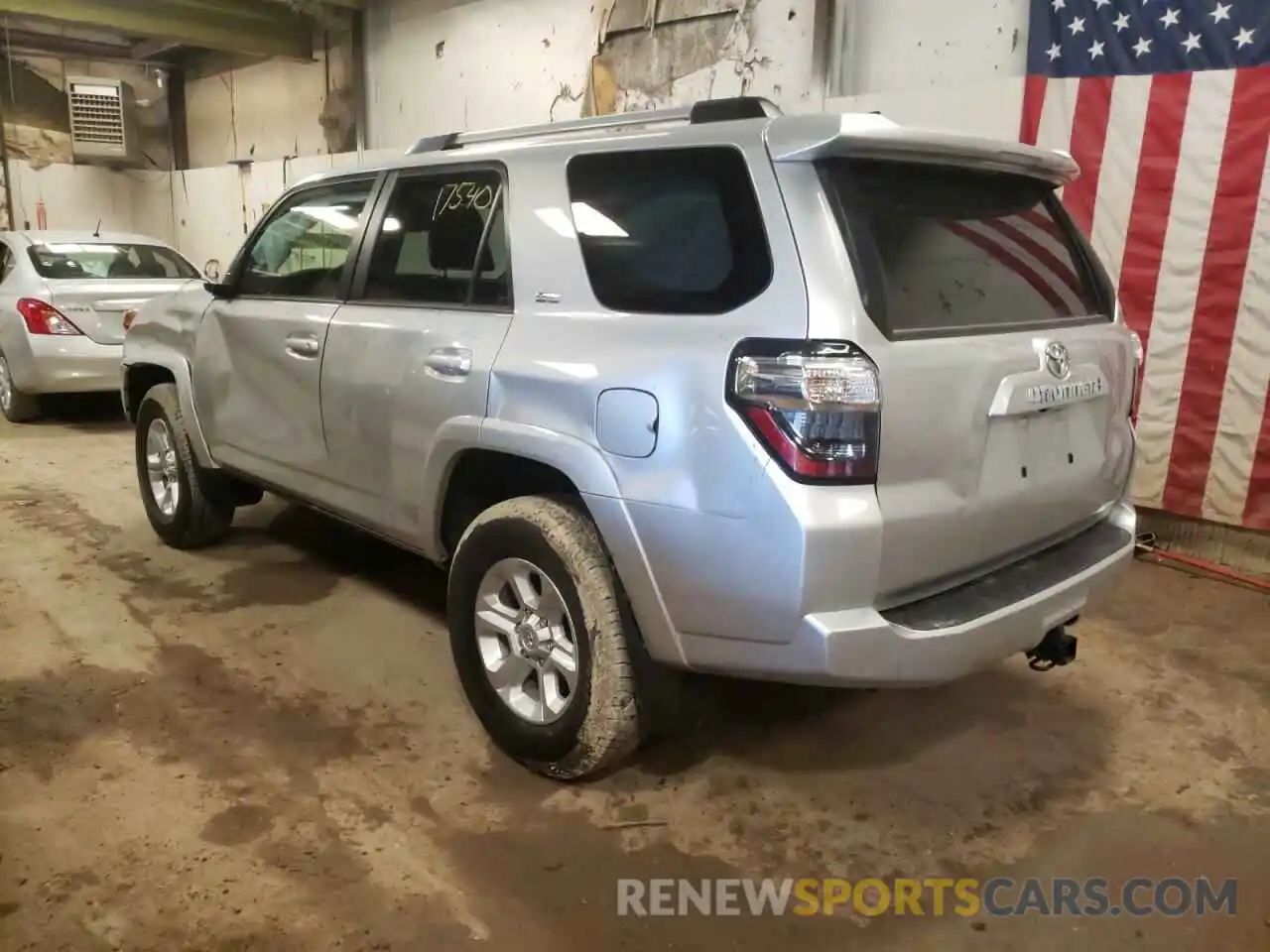 3 Photograph of a damaged car JTEMU5JR8M5948750 TOYOTA 4RUNNER 2021