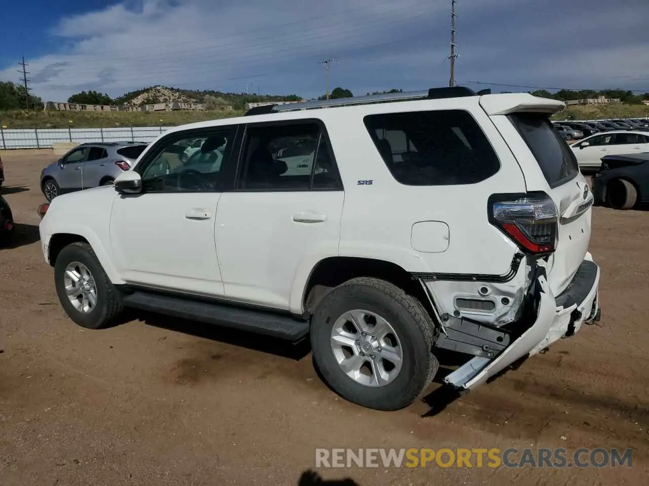 2 Photograph of a damaged car JTEMU5JR9M5925509 TOYOTA 4RUNNER 2021