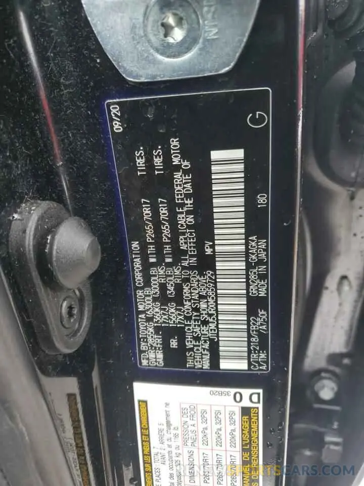 13 Photograph of a damaged car JTEMU5JRXM5859729 TOYOTA 4RUNNER 2021