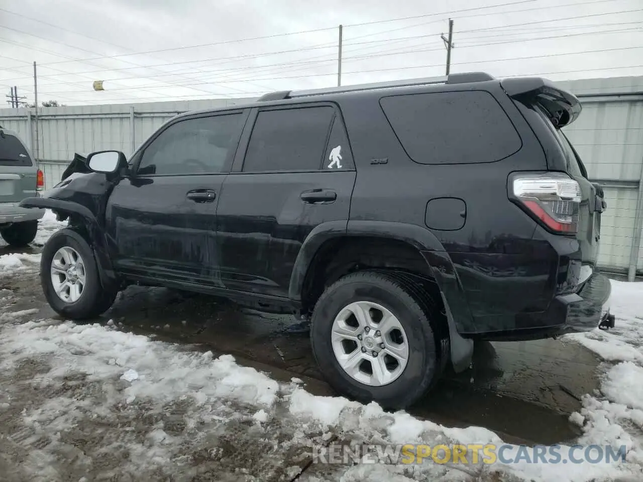 2 Photograph of a damaged car JTEMU5JRXM5859729 TOYOTA 4RUNNER 2021