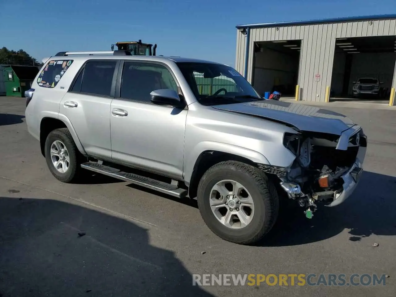 4 Photograph of a damaged car JTEMU5JRXM5927057 TOYOTA 4RUNNER 2021