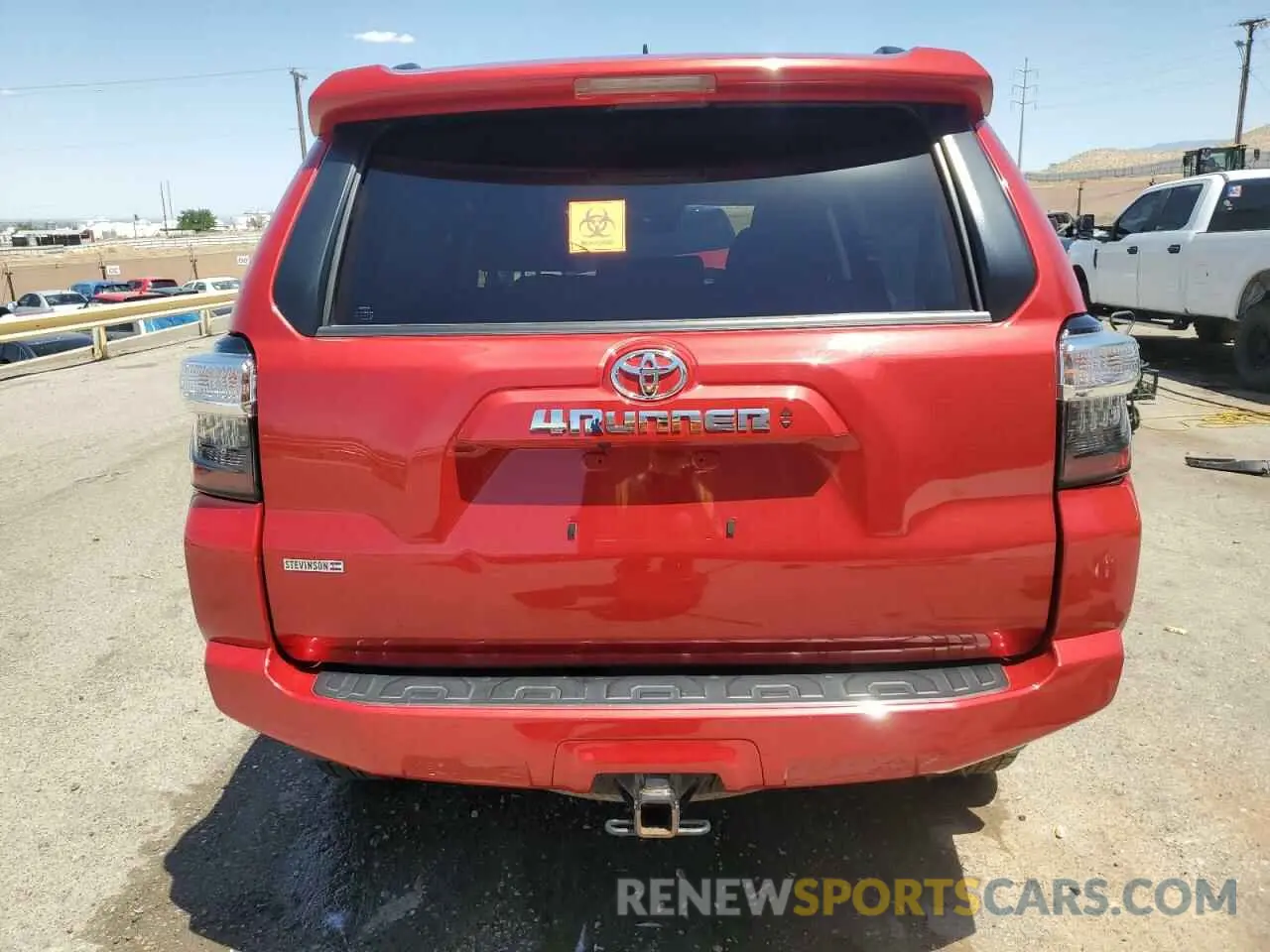 6 Photograph of a damaged car JTENU5JR0M5856455 TOYOTA 4RUNNER 2021