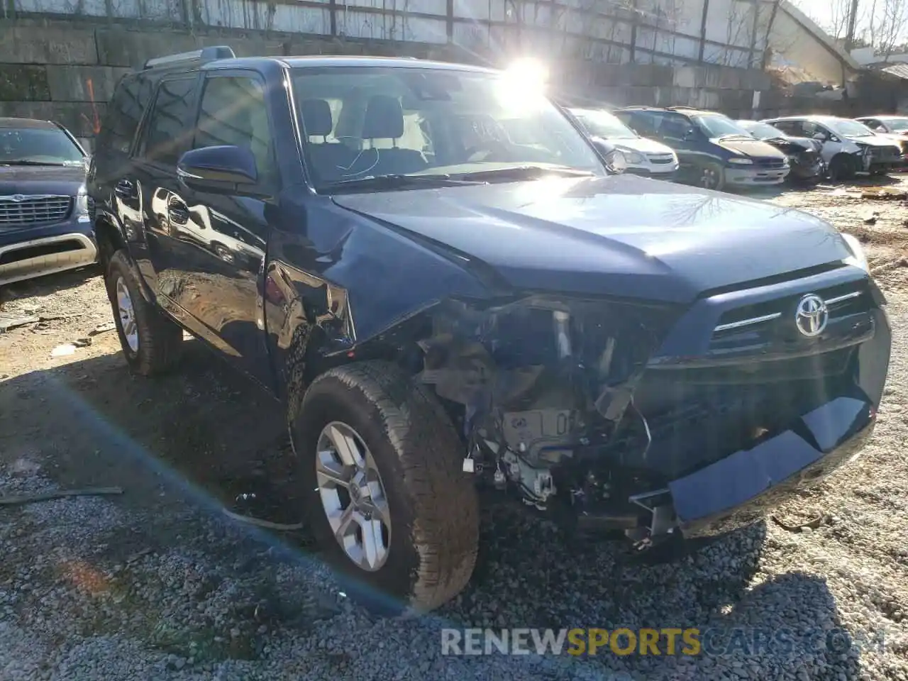 1 Photograph of a damaged car JTENU5JR1M5885477 TOYOTA 4RUNNER 2021