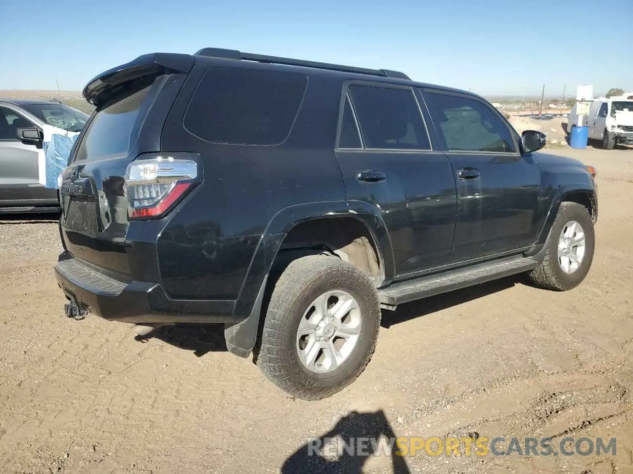 3 Photograph of a damaged car JTENU5JR1M5916033 TOYOTA 4RUNNER 2021