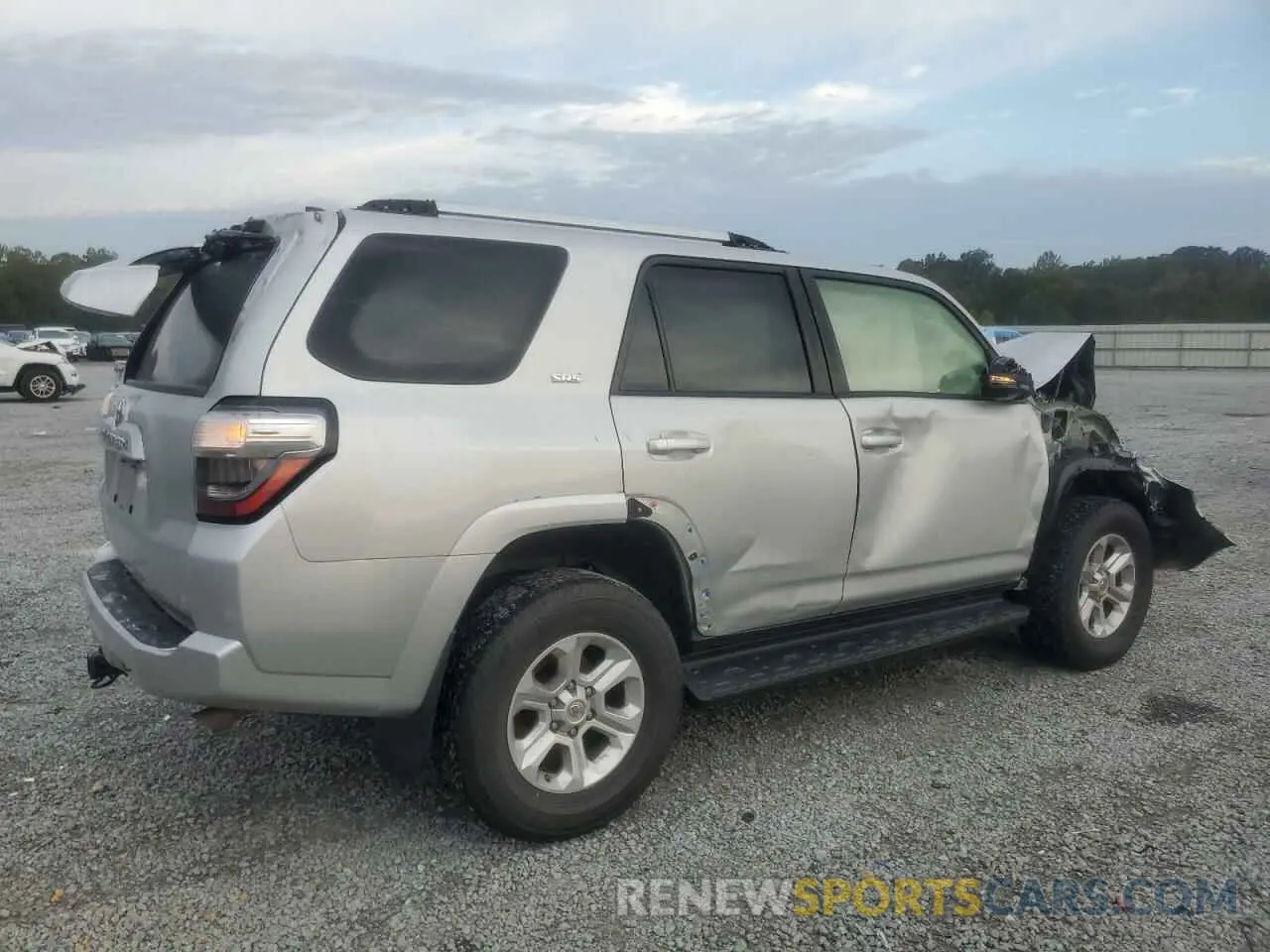 3 Photograph of a damaged car JTENU5JR1M5920230 TOYOTA 4RUNNER 2021