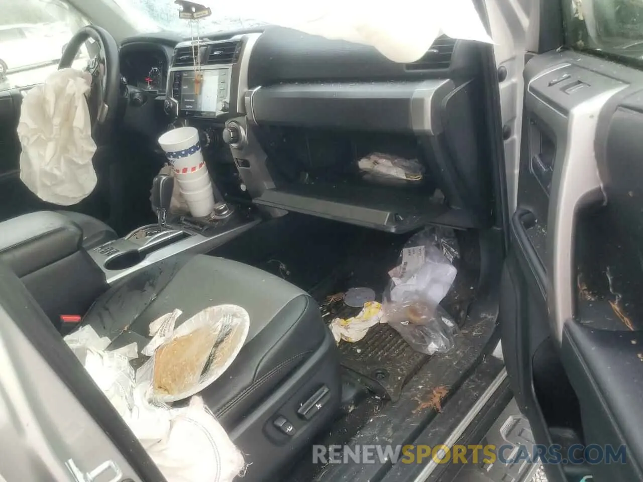 8 Photograph of a damaged car JTENU5JR1M5920230 TOYOTA 4RUNNER 2021