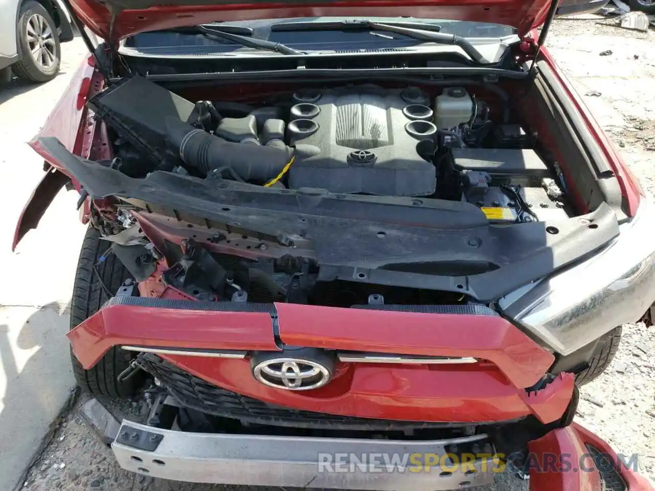 7 Photograph of a damaged car JTENU5JR2M5875976 TOYOTA 4RUNNER 2021