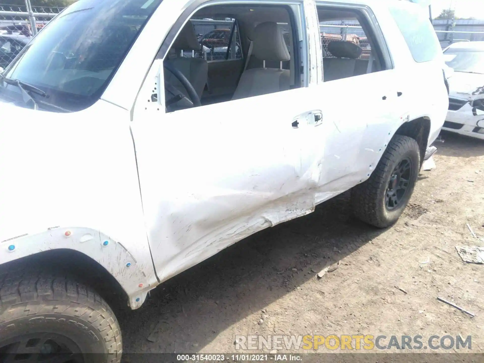 6 Photograph of a damaged car JTENU5JR2M5891482 TOYOTA 4RUNNER 2021