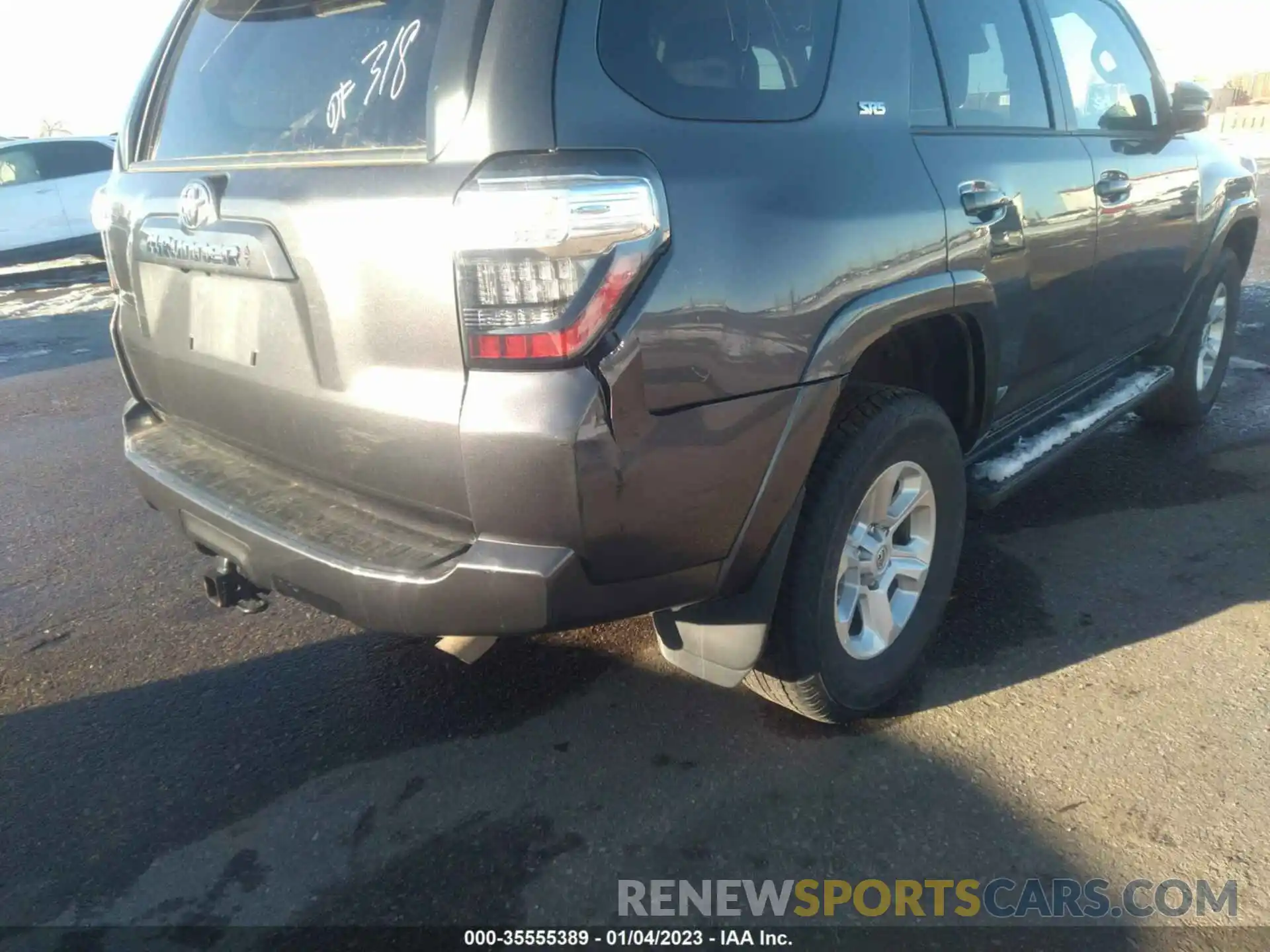 6 Photograph of a damaged car JTENU5JR2M5915893 TOYOTA 4RUNNER 2021