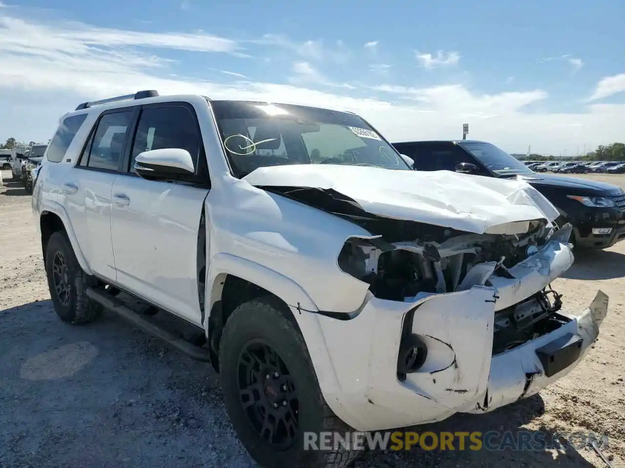 1 Photograph of a damaged car JTENU5JR2M5949543 TOYOTA 4RUNNER 2021