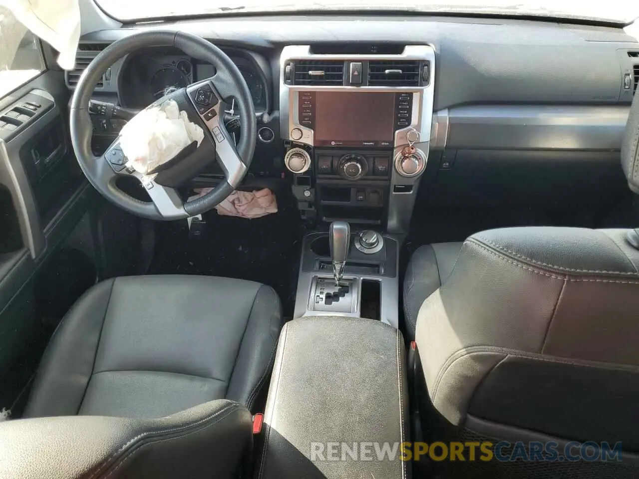 8 Photograph of a damaged car JTENU5JR3M5918267 TOYOTA 4RUNNER 2021