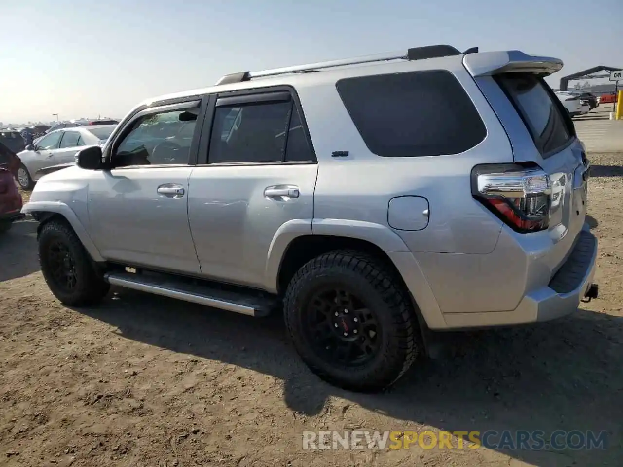 2 Photograph of a damaged car JTENU5JR4M5874960 TOYOTA 4RUNNER 2021