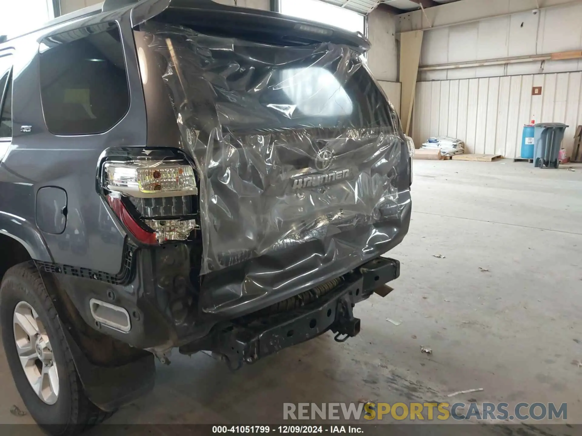 6 Photograph of a damaged car JTENU5JR4M5916026 TOYOTA 4RUNNER 2021