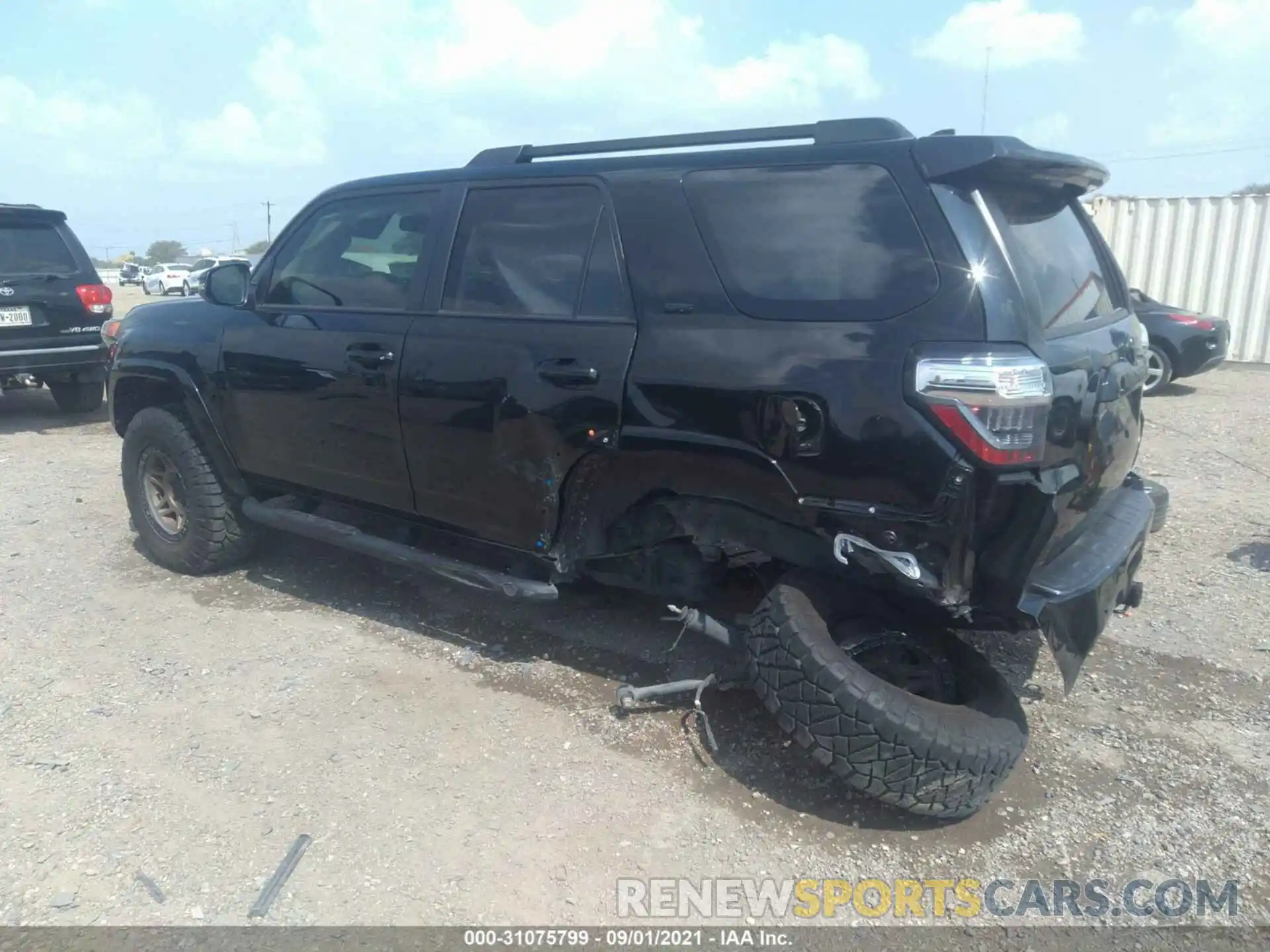 3 Photograph of a damaged car JTENU5JR5M5848531 TOYOTA 4RUNNER 2021