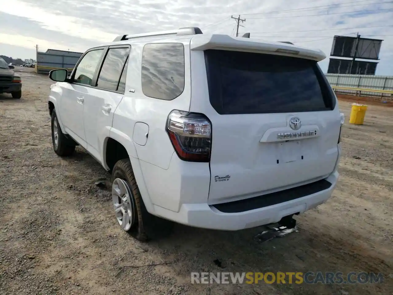 3 Photograph of a damaged car JTENU5JR5M5921087 TOYOTA 4RUNNER 2021