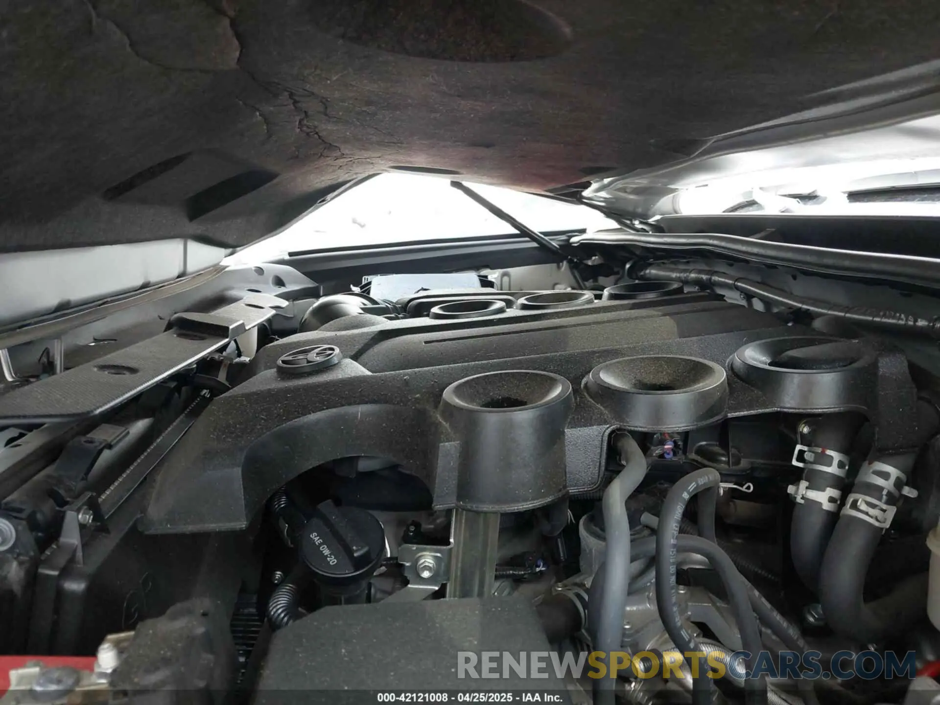 10 Photograph of a damaged car JTENU5JR5M5946894 TOYOTA 4RUNNER 2021