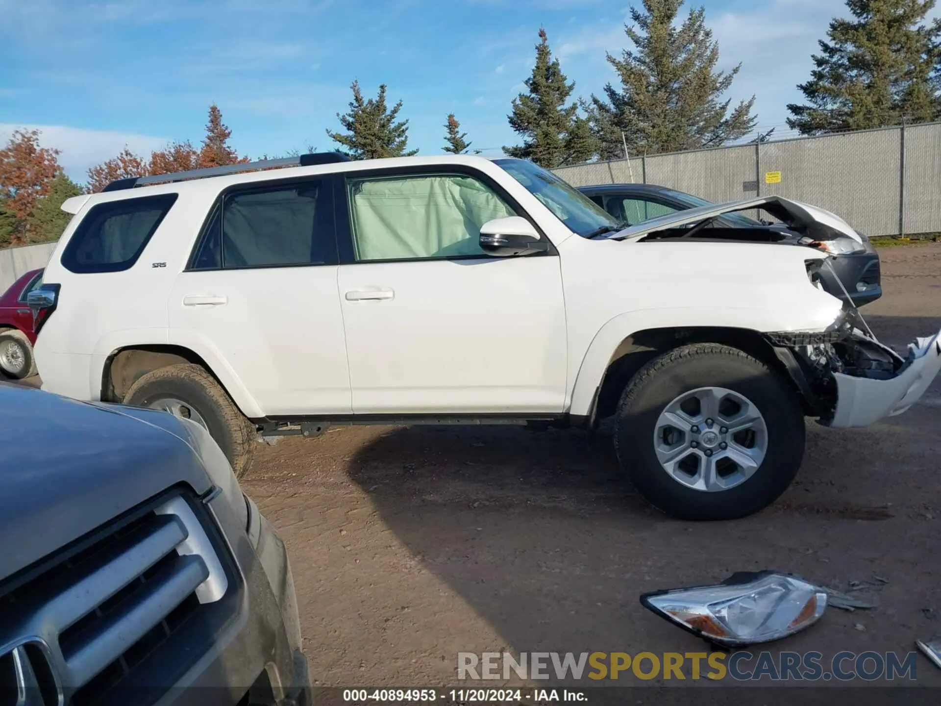 14 Photograph of a damaged car JTENU5JR6M5901494 TOYOTA 4RUNNER 2021