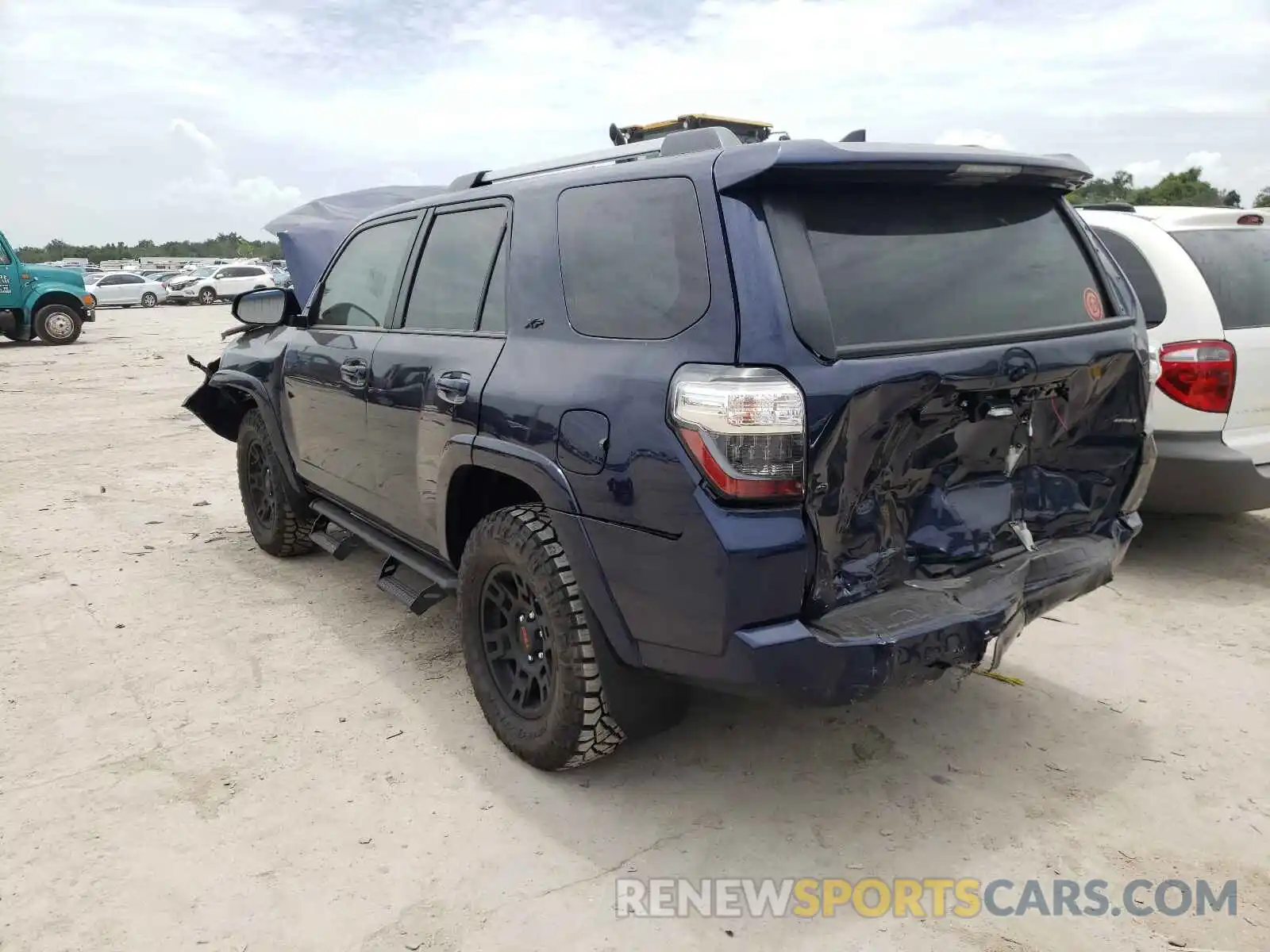 3 Photograph of a damaged car JTENU5JR6M5926413 TOYOTA 4RUNNER 2021