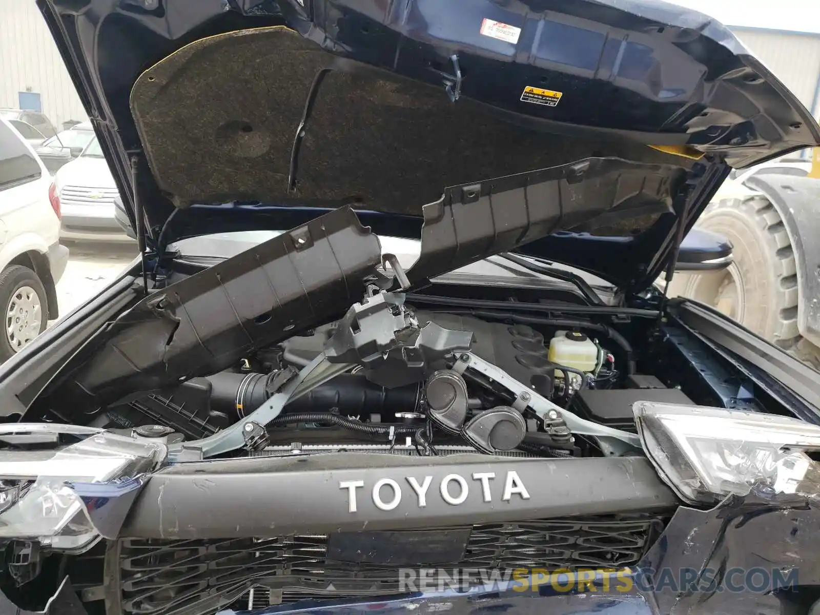 7 Photograph of a damaged car JTENU5JR6M5926413 TOYOTA 4RUNNER 2021