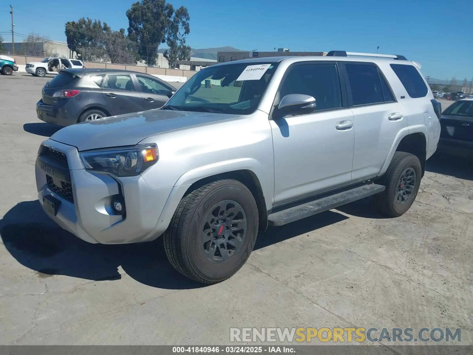 2 Photograph of a damaged car JTENU5JR6M5930932 TOYOTA 4RUNNER 2021