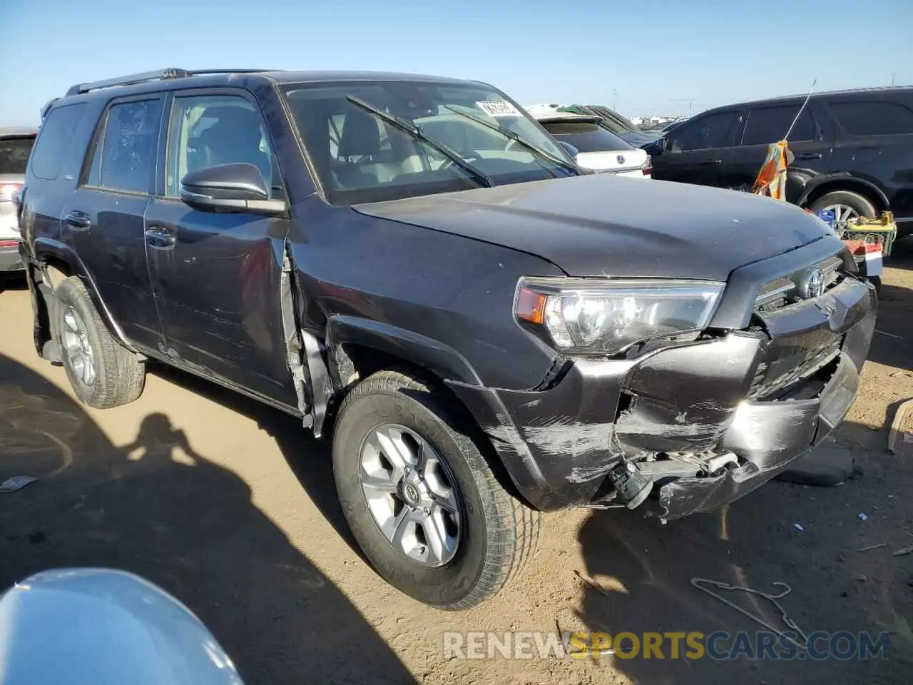 4 Photograph of a damaged car JTENU5JR6M5956415 TOYOTA 4RUNNER 2021
