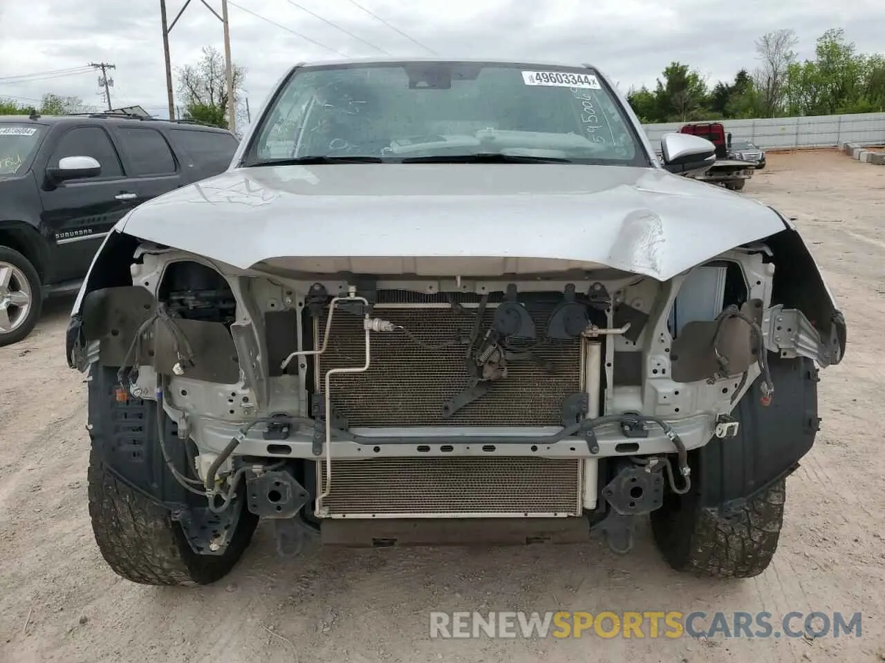 5 Photograph of a damaged car JTENU5JR7M5876136 TOYOTA 4RUNNER 2021
