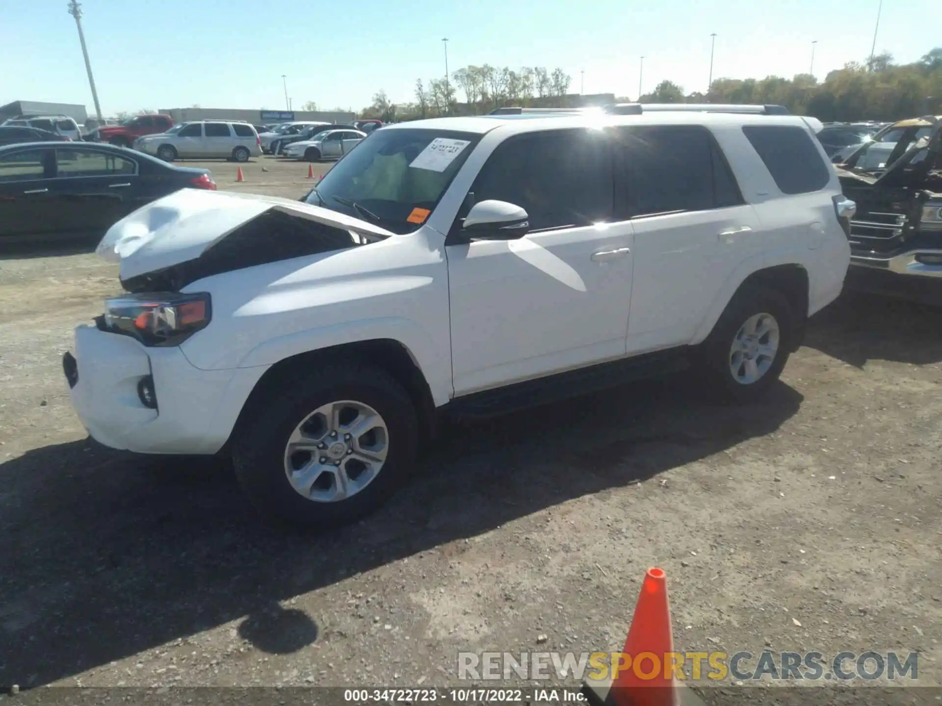 2 Photograph of a damaged car JTENU5JR7M5887153 TOYOTA 4RUNNER 2021