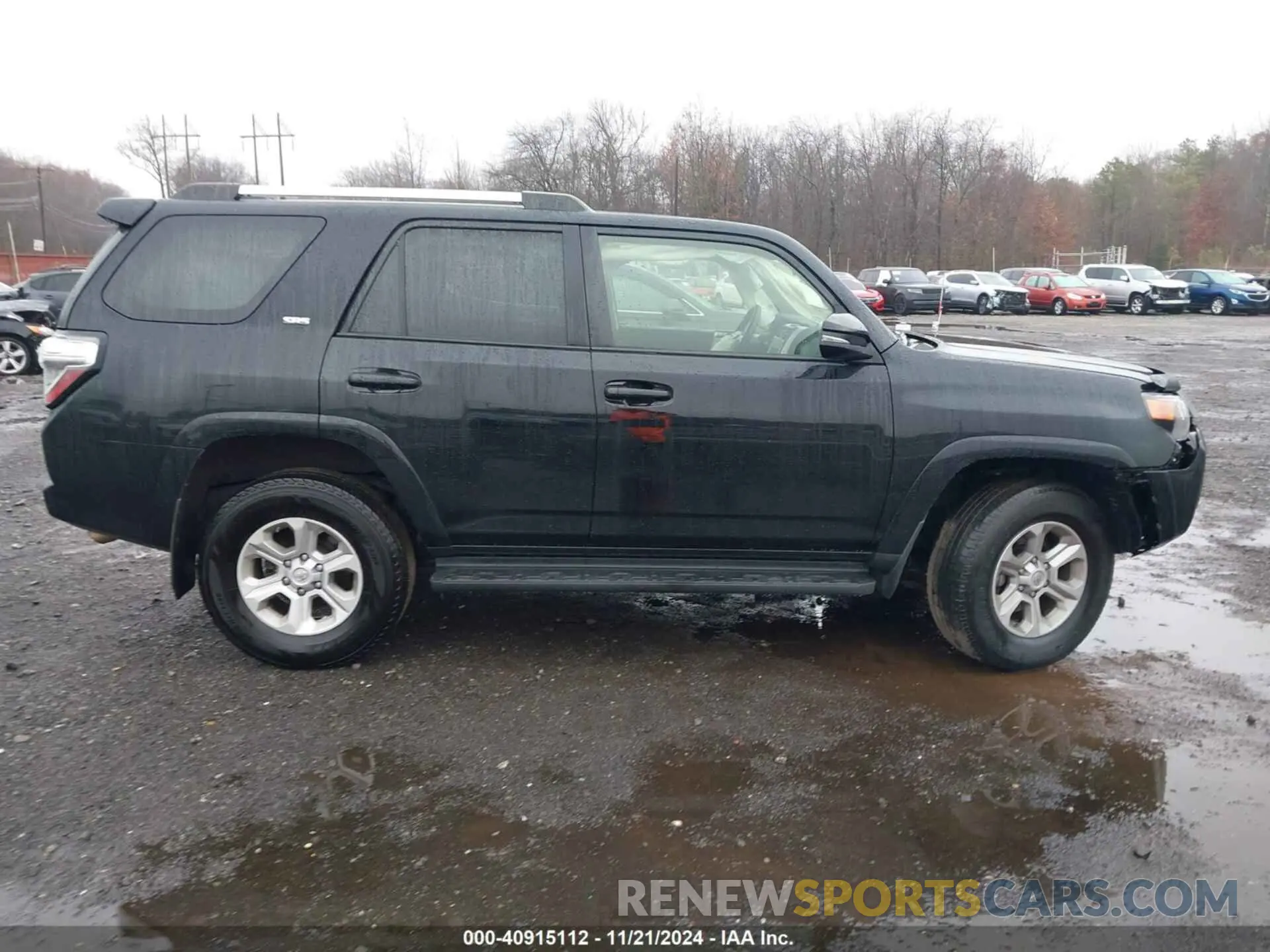 13 Photograph of a damaged car JTENU5JR7M5933452 TOYOTA 4RUNNER 2021