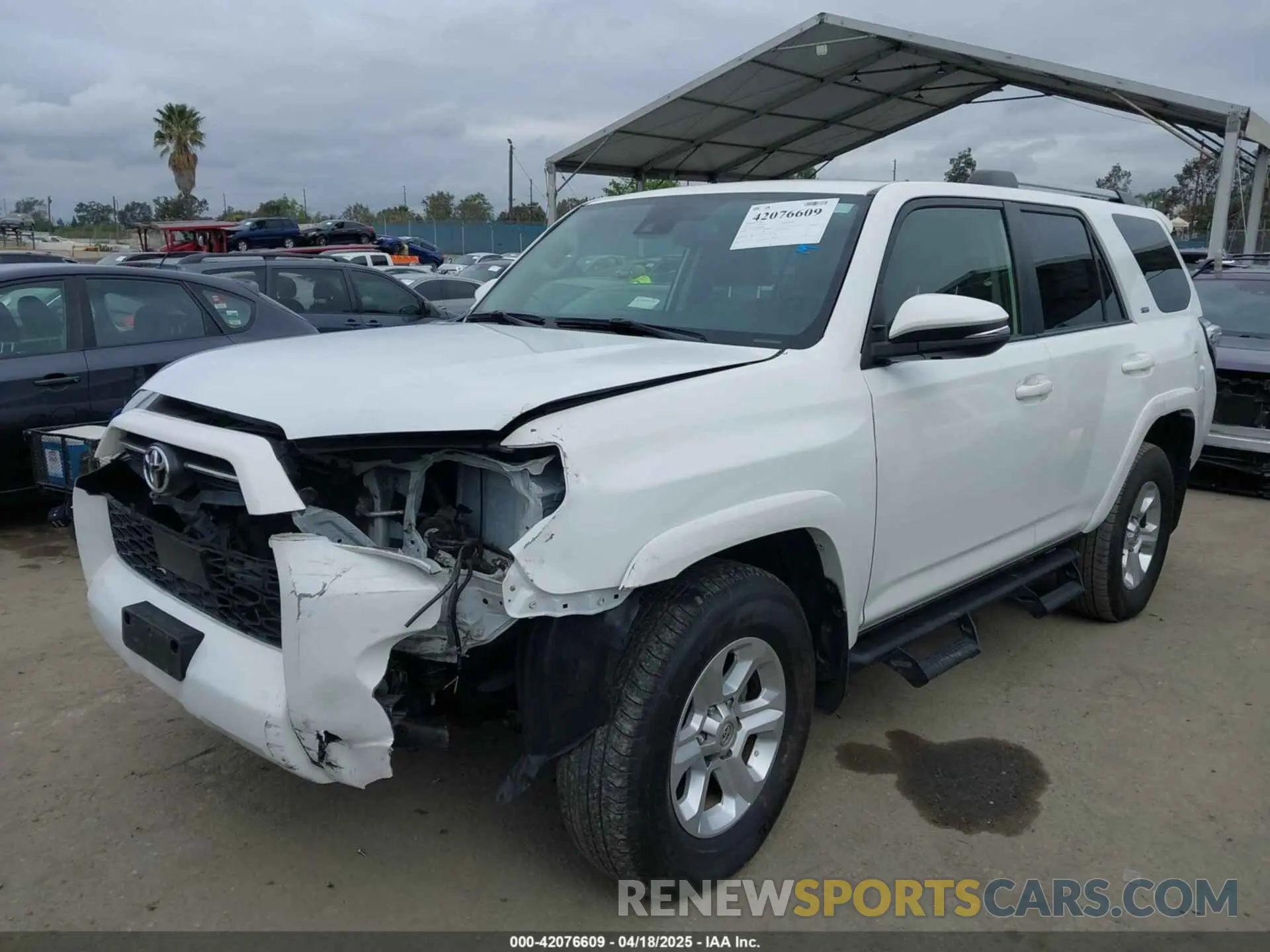2 Photograph of a damaged car JTENU5JR8M5842660 TOYOTA 4RUNNER 2021