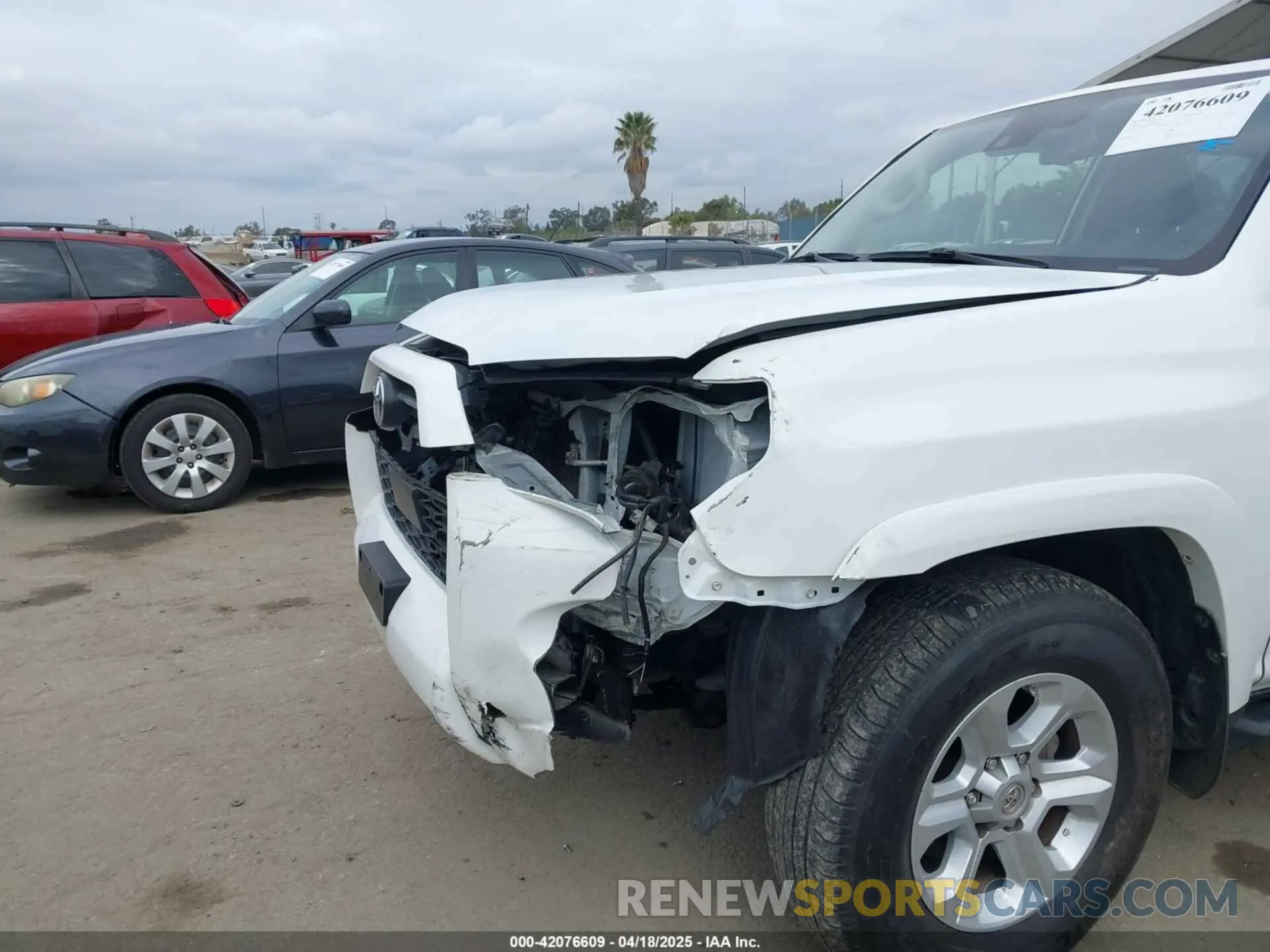 6 Photograph of a damaged car JTENU5JR8M5842660 TOYOTA 4RUNNER 2021