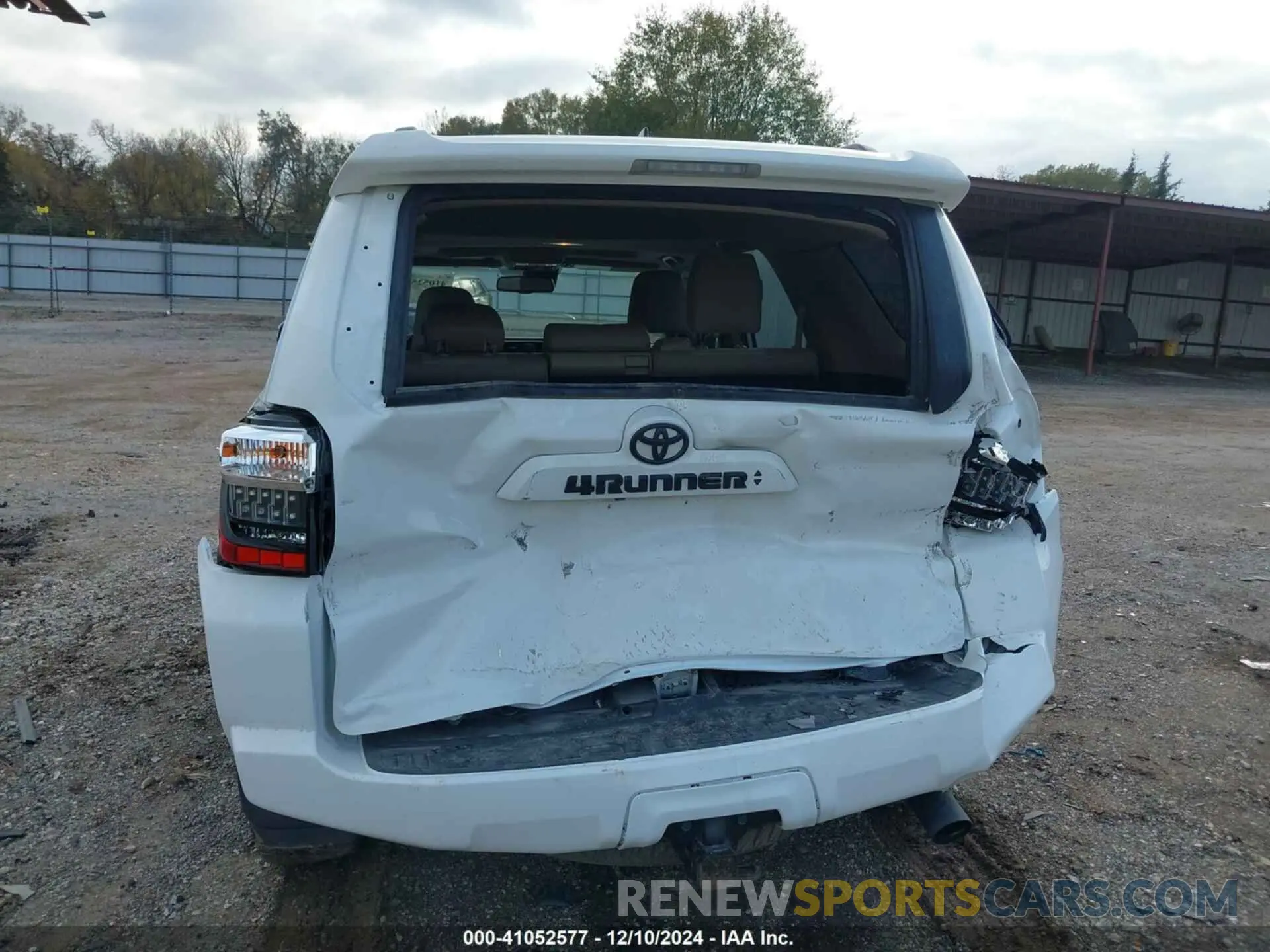 6 Photograph of a damaged car JTENU5JR8M5895911 TOYOTA 4RUNNER 2021