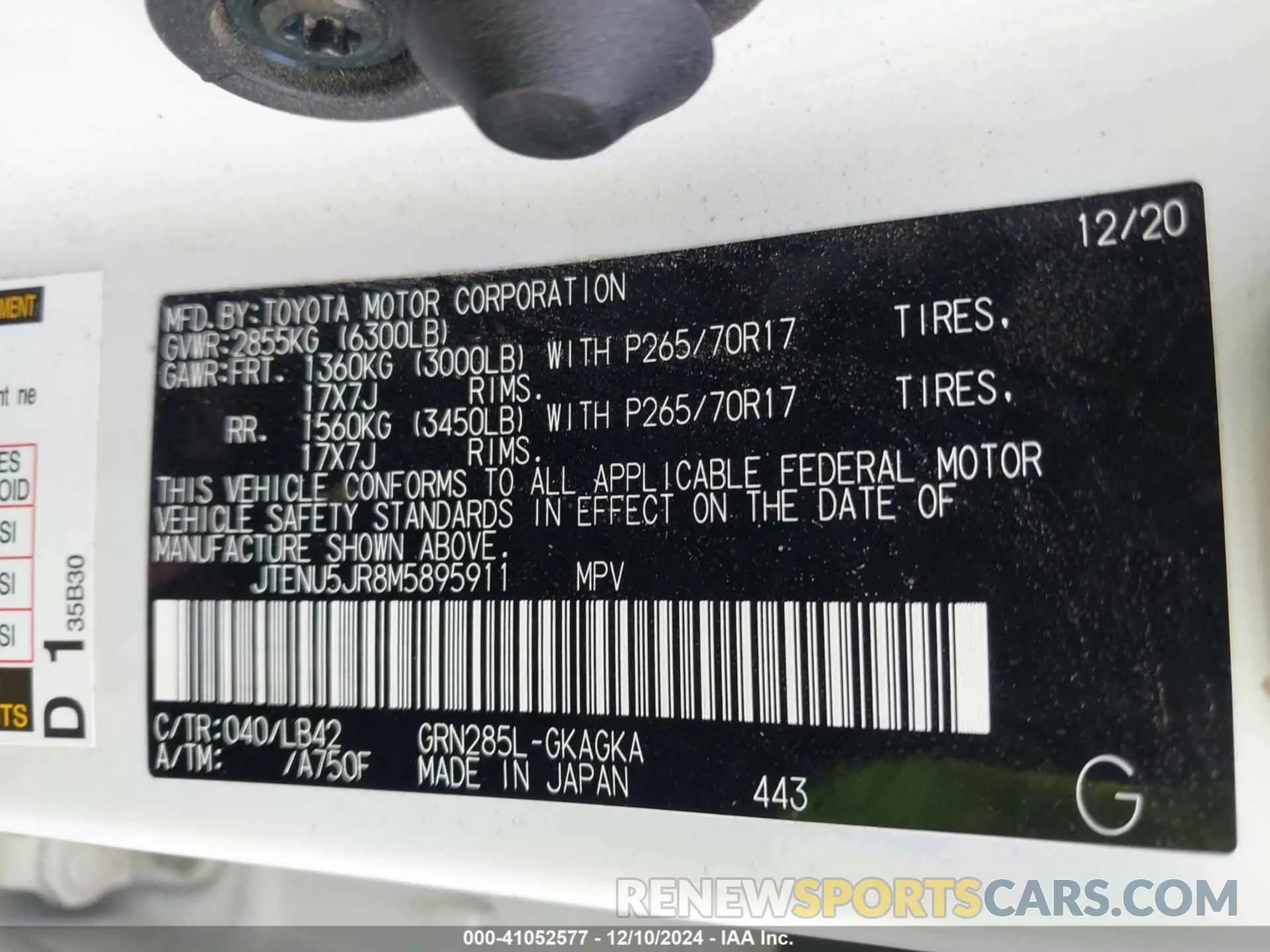 9 Photograph of a damaged car JTENU5JR8M5895911 TOYOTA 4RUNNER 2021