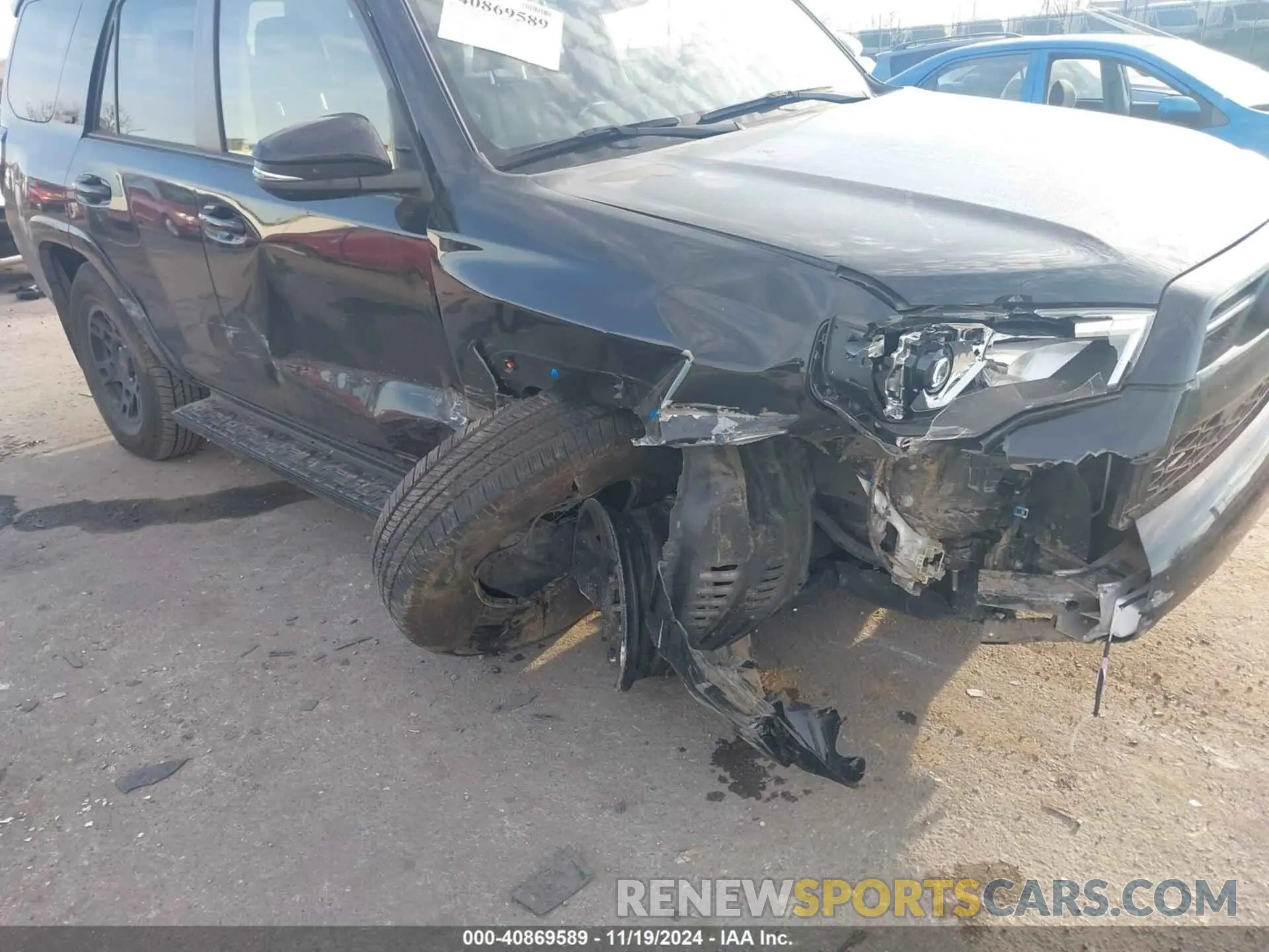 17 Photograph of a damaged car JTENU5JR8M5908270 TOYOTA 4RUNNER 2021